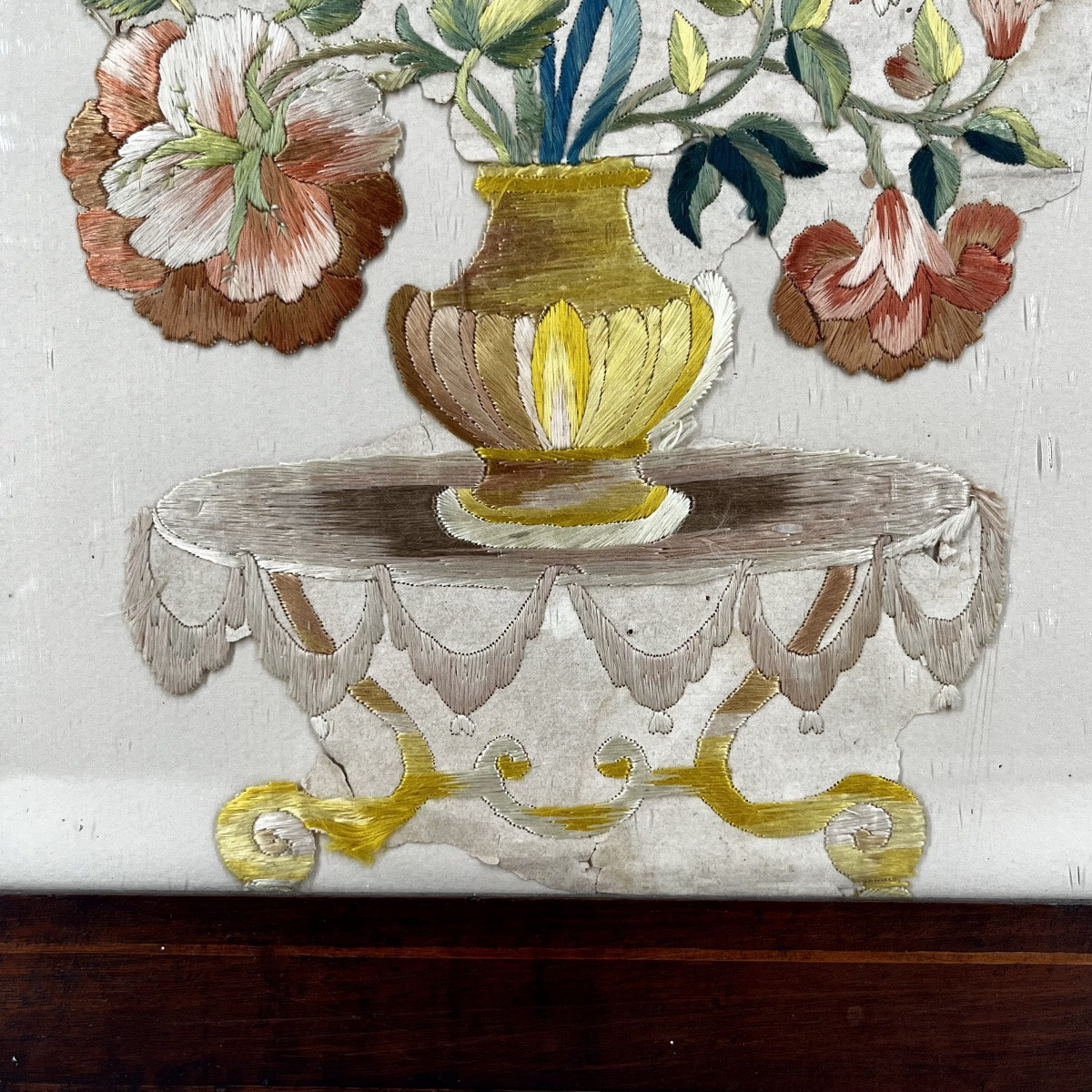 19th-century Multicolored Floral Embroidery In Satin Stitch, Antique Textile-photo-3