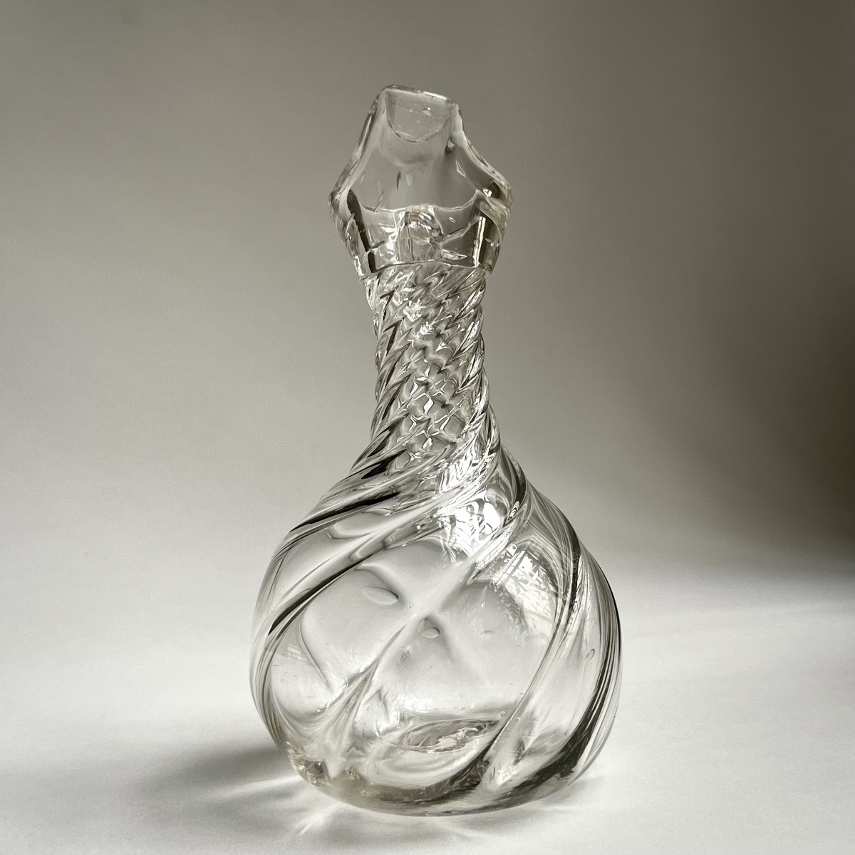 Pichet à cidre normand en verre soufflé à côtes torses XVIIIe siècle 18e art populaire XIXe 19e-photo-2