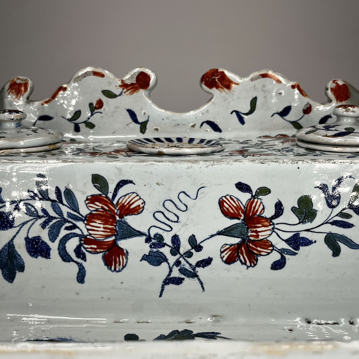 Écritoire en faïence de Sinceny XVIIIe siècle encrier faïence du Nord 18e-photo-5