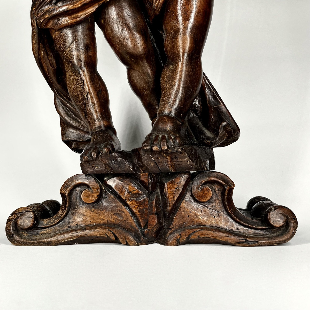 Putti porteurs en bois sculpté, élément de décor ou mobilier, XVIIe - XVIIIe siècle 17e 18e-photo-4