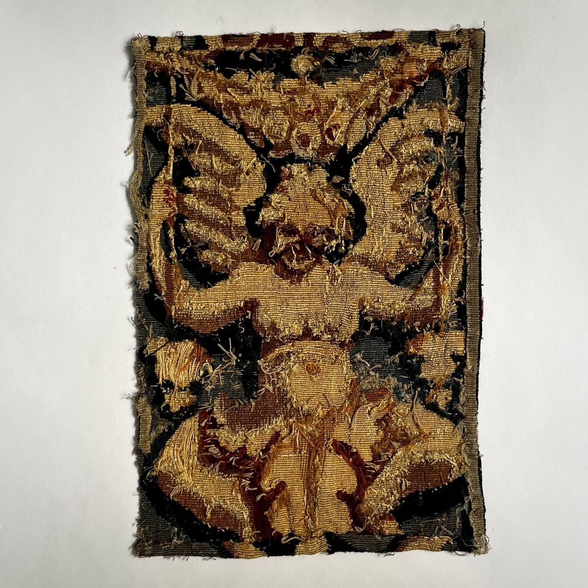 Sphinge, fragment de tapisserie XVIIe - XVIIIe siècle - Haute époque 17e 18e-photo-1