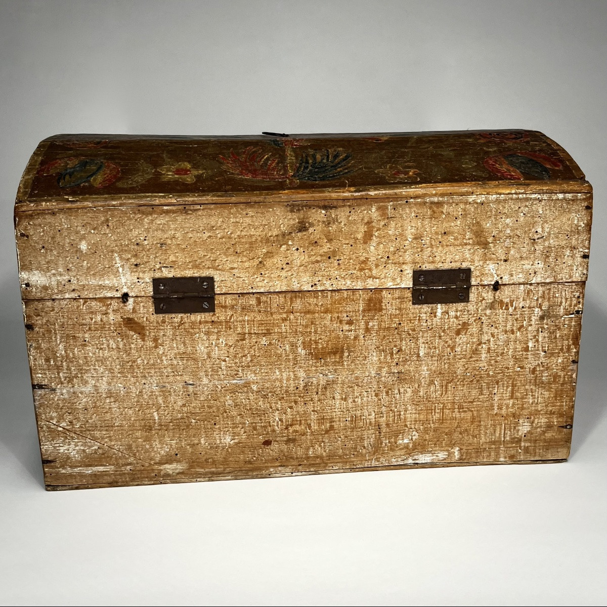 Norman Ochre Painted Wooden Wedding Trunk - Folk Art 19th Century Painted Trunk 19th Century-photo-7