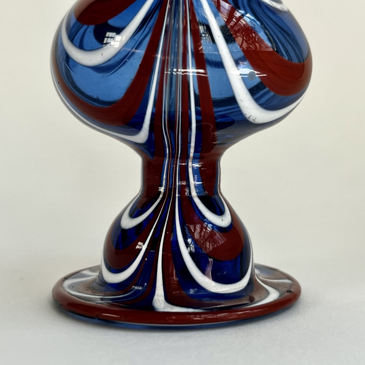 Touine ou secouette à tabac tricolore en verre soufflé XVIIIe siècle Tanville 18e-photo-4