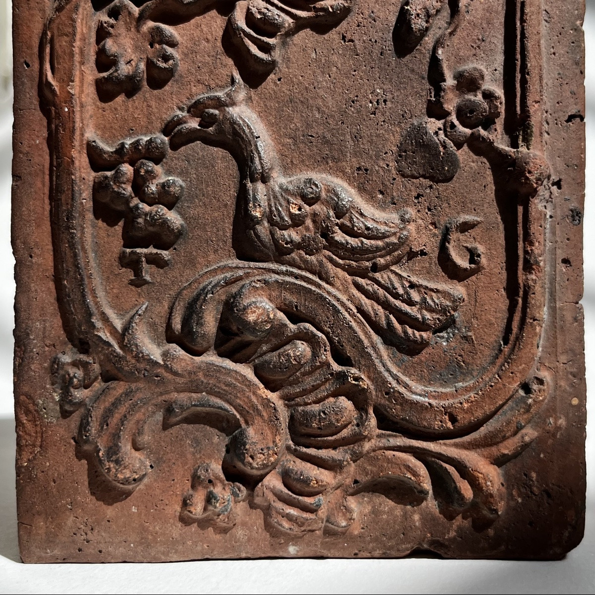 18th Century Terracotta Fireplace Brick With Bird Design - 18th Century Curiosity-photo-3