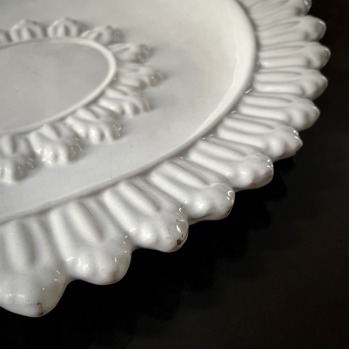 Large 17th Century White Earthenware Dish - Nevers Or Italy - High Period 17th Century-photo-4