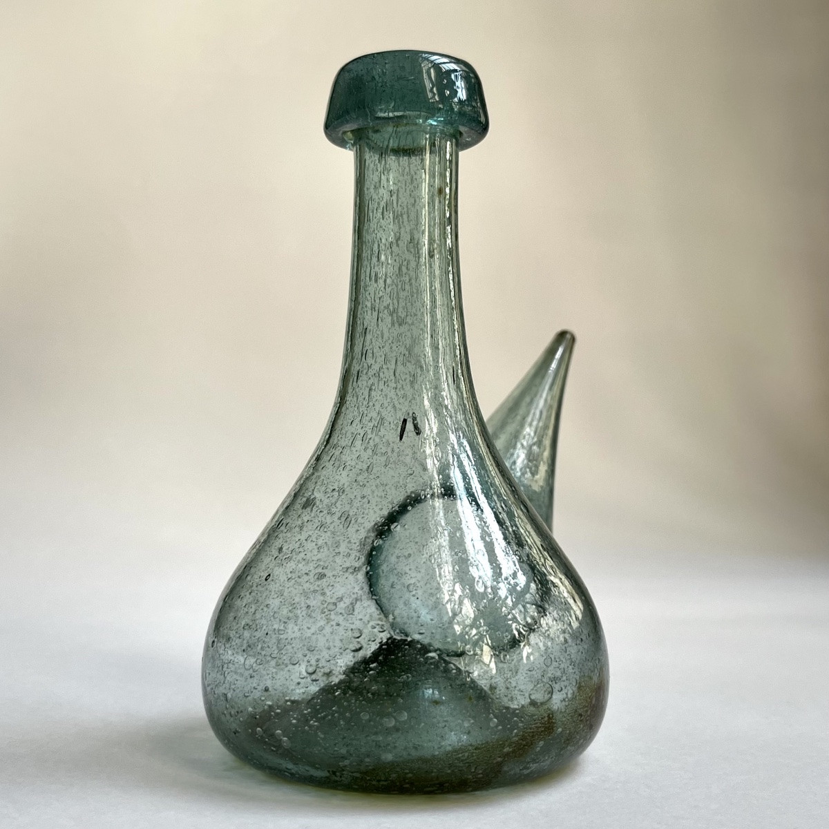 19th Century Green-tinted Blown Glass Porron - Southern France Or Spain-photo-3