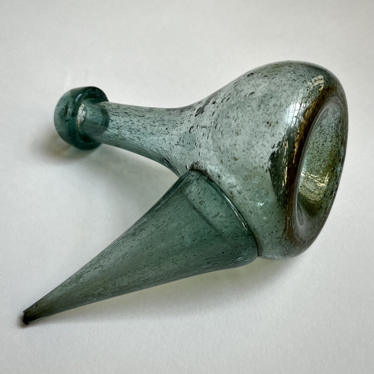19th Century Green-tinted Blown Glass Porron - Southern France Or Spain-photo-4