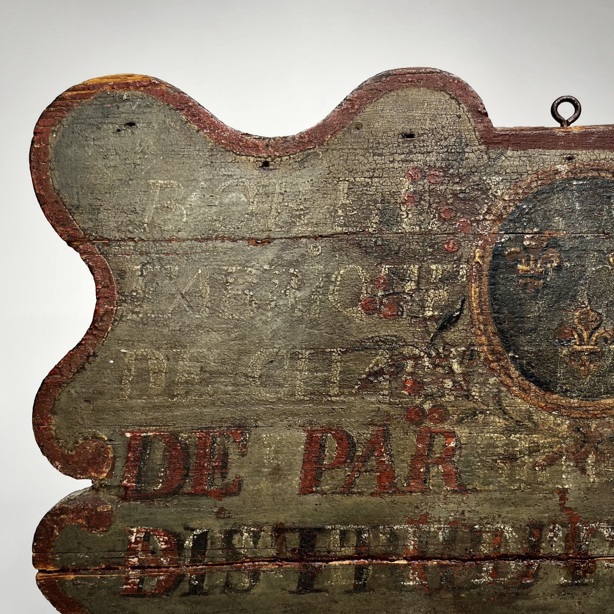 Enseigne de chapelier en bois peint du XVIIIe siècle - tabac fleurs de lys 18e art populaire-photo-3