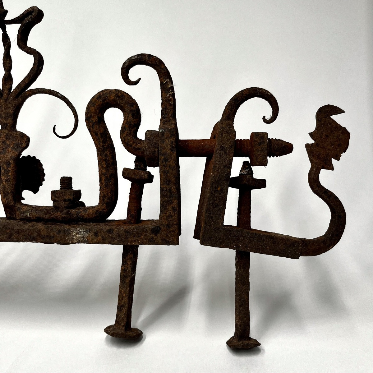 Élément de char sicilien en fer forgé, XVIIIe - XIXe siècle - Art populaire Sicile 18e 19e-photo-5