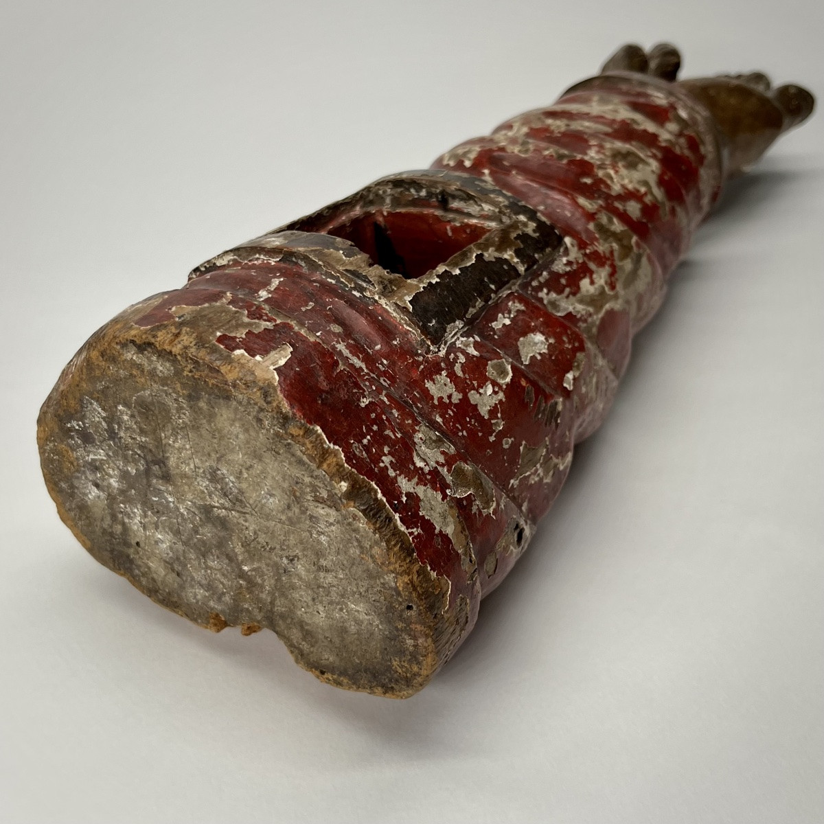 Bras reliquaire en bois peint du XVIIe siècle - Haute époque 17e -photo-8