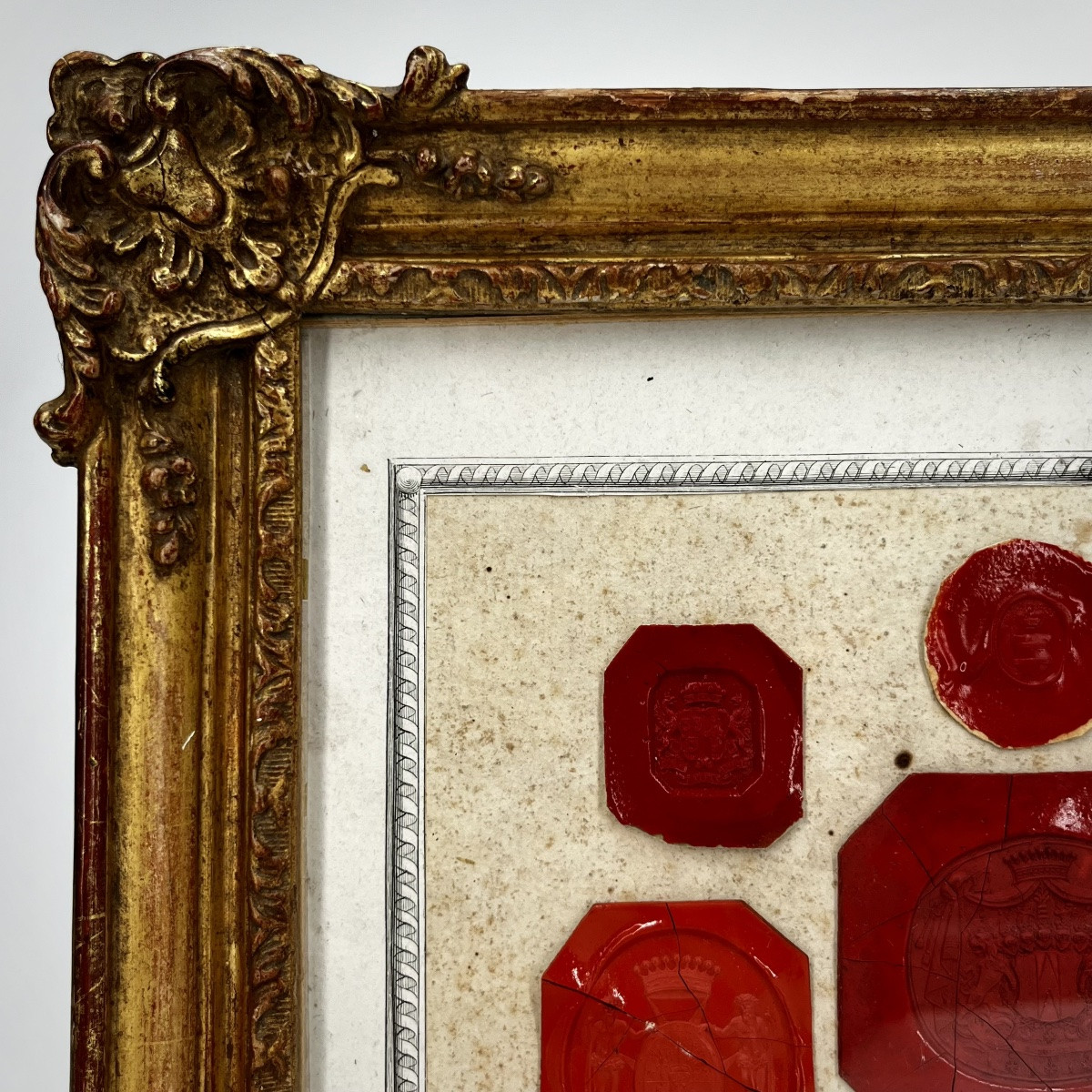 18th And 19th Century Wax Seals In An Antique Gilded Wood Frame 18th 19th Century-photo-1