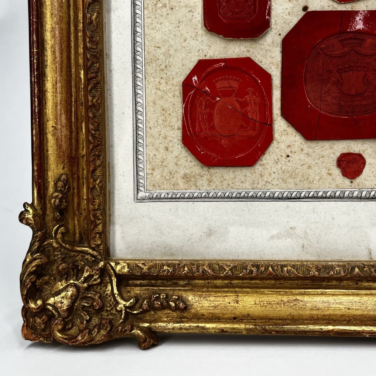 18th And 19th Century Wax Seals In An Antique Gilded Wood Frame 18th 19th Century-photo-4