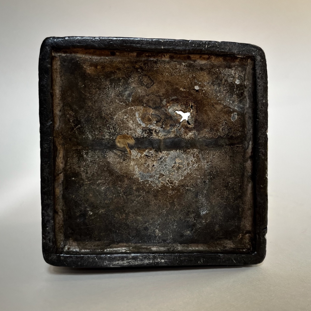 Cast-lead Inkwell Decorated With Medusa Heads – 19th Century -photo-4