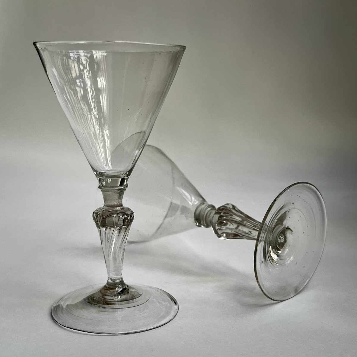 Pair Of 18th-century Hand-blown Glass Goblets With Flared Rims-photo-2