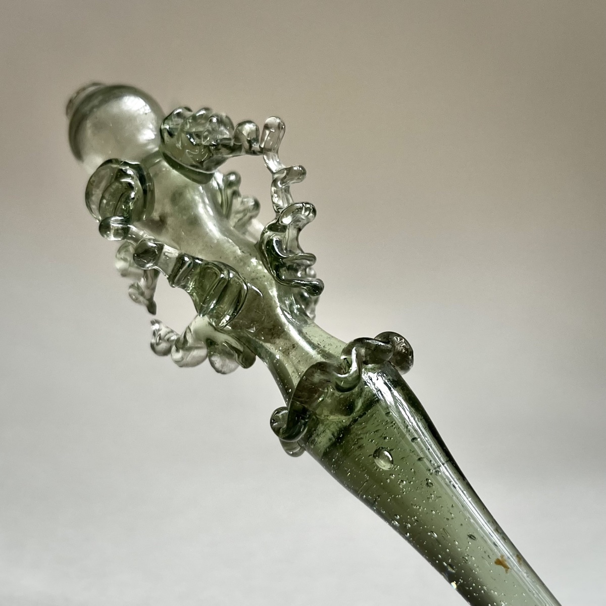 Green Glass Bridal Spindle - Southern France, 18th Century - 18th-century Folk Art-photo-4