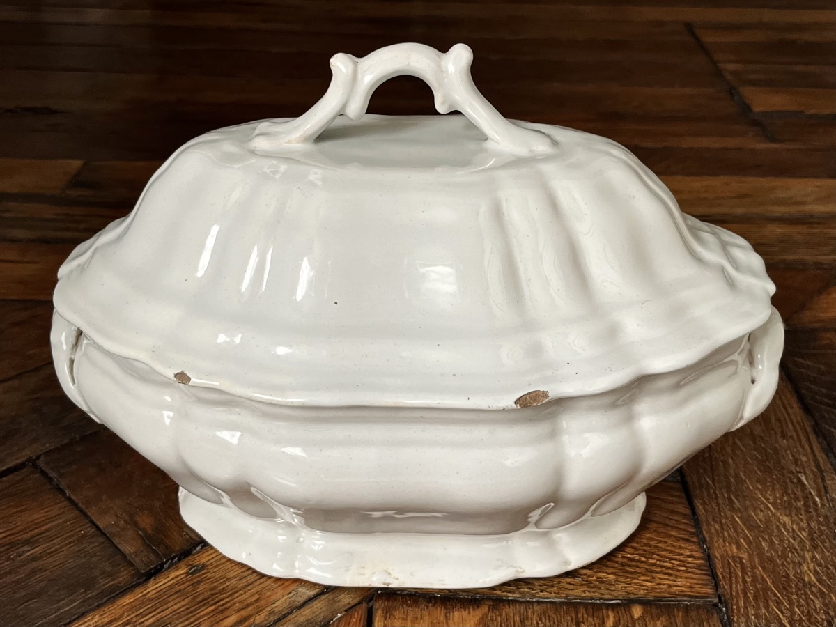 White Earthenware Soup Tureen From Moustiers Or The South Of France, 18th Century-photo-1