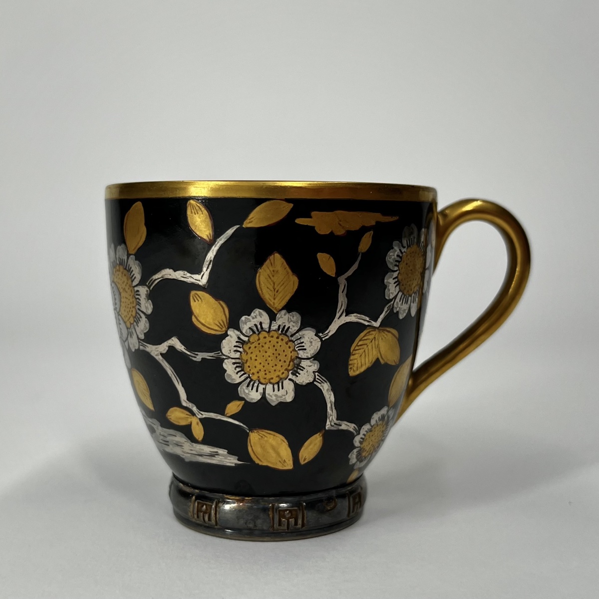 Paire de tasses en porcelaine et argent d'époque Art nouveau par Frédéric Hennig XXe siècle 20e-photo-1