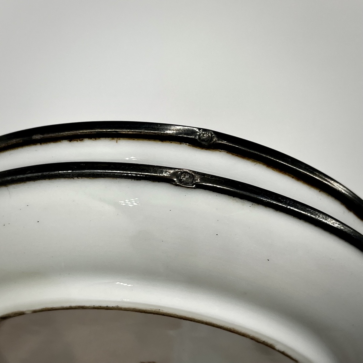 Paire de tasses en porcelaine et argent d'époque Art nouveau par Frédéric Hennig XXe siècle 20e-photo-7