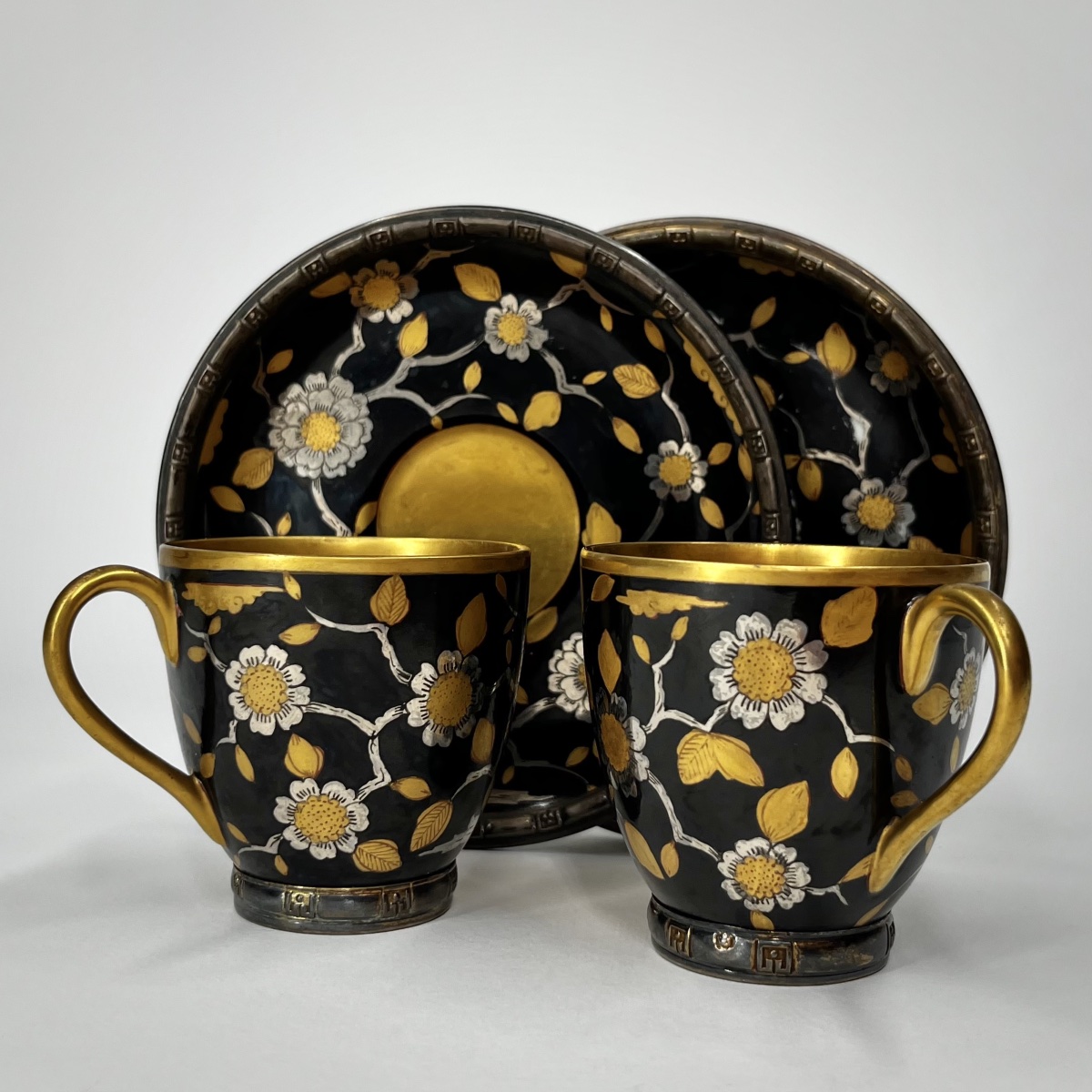 Paire de tasses en porcelaine et argent d'époque Art nouveau par Frédéric Hennig XXe siècle 20e