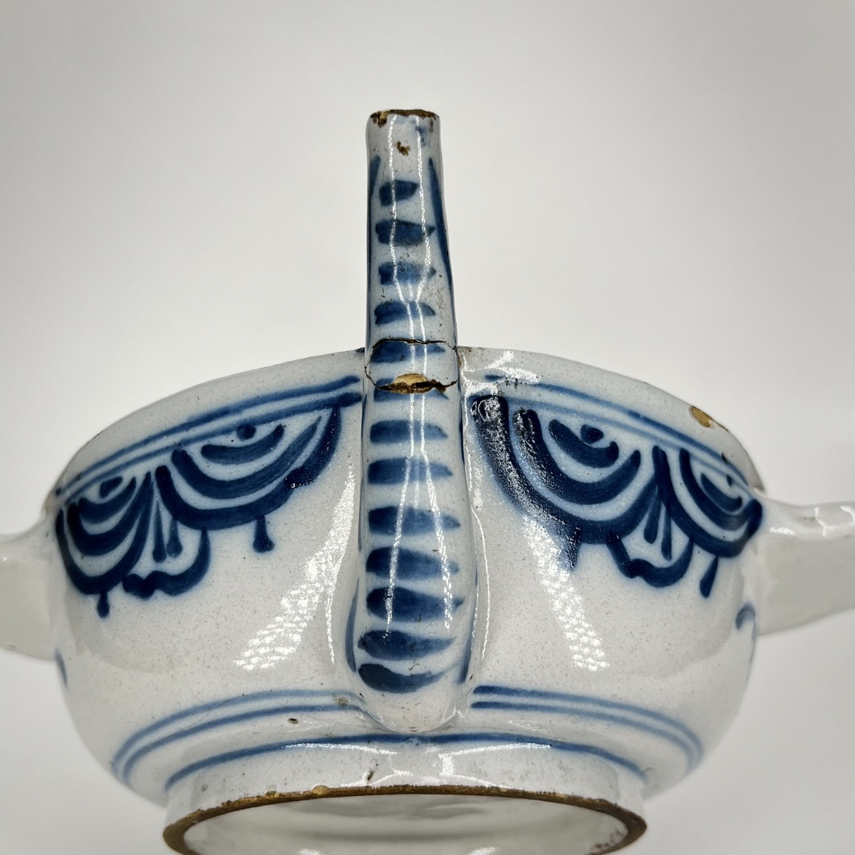 Canard de malade en faïence de Lyon ou du Sud-Est, XVIIIe siècle blanc bleu 18e-photo-2