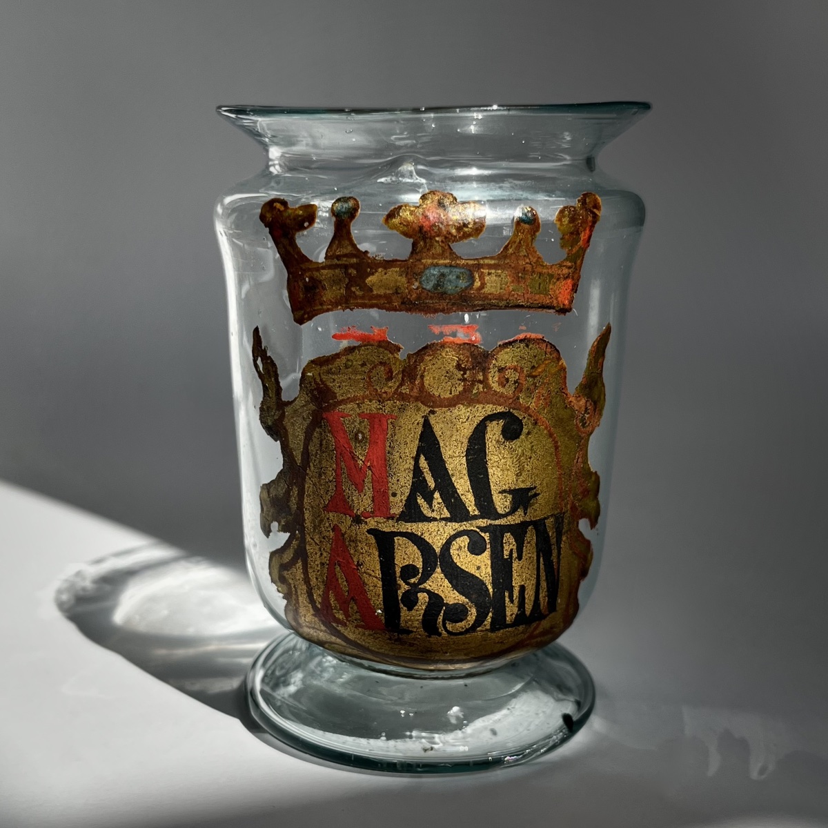 Pot de pharmacie à décor peint Arsenic en verre soufflé XVIIIe - 18e-photo-4
