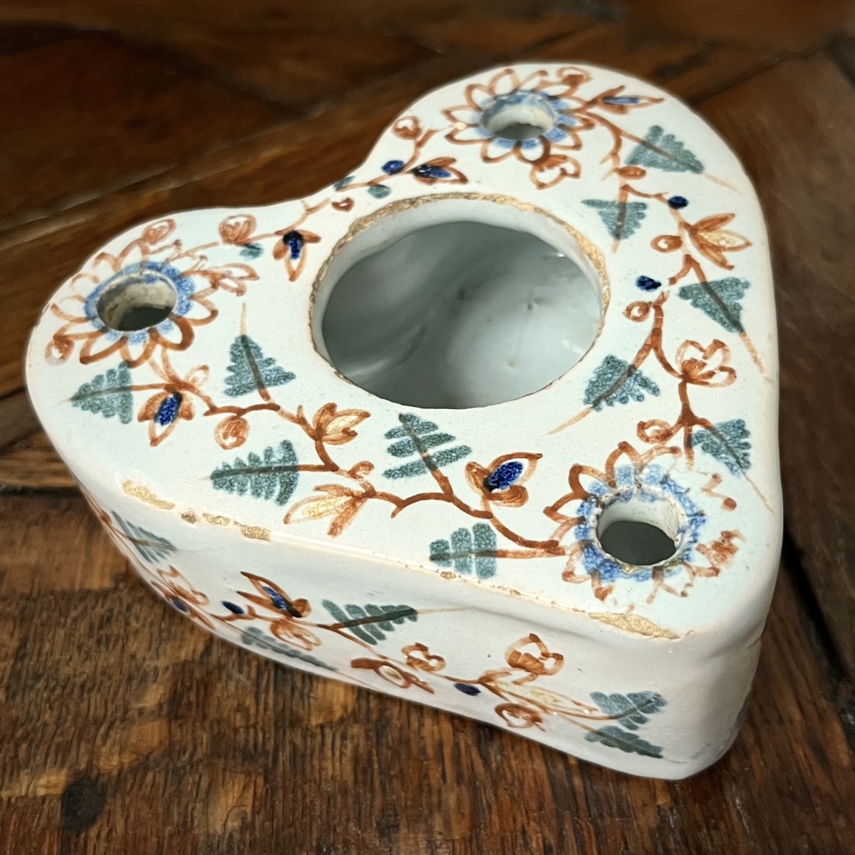 Polychrome Earthenware Heart-shaped Inkwell, Late 18th–early 19th Century -photo-3