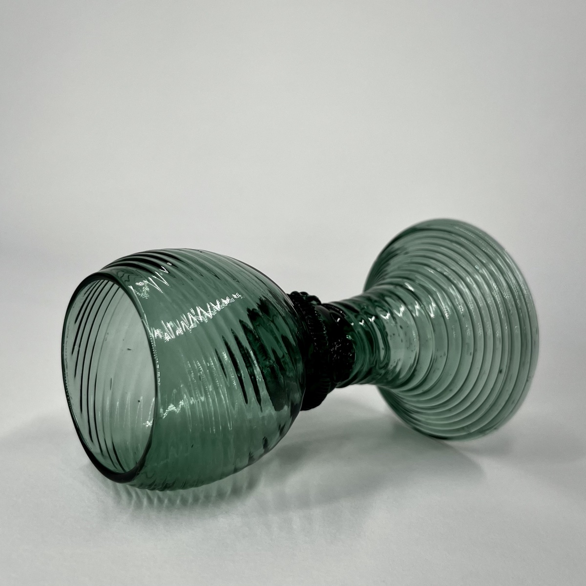 Verre à vin Römer d'Allemagne ou des Pays-bas, XVIIIe siècle verre soufflé 18e-photo-3
