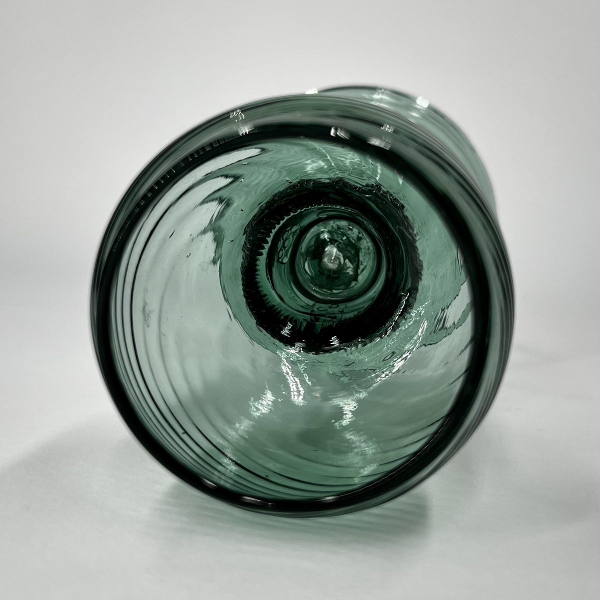 Verre à vin Römer d'Allemagne ou des Pays-bas, XVIIIe siècle verre soufflé 18e-photo-1