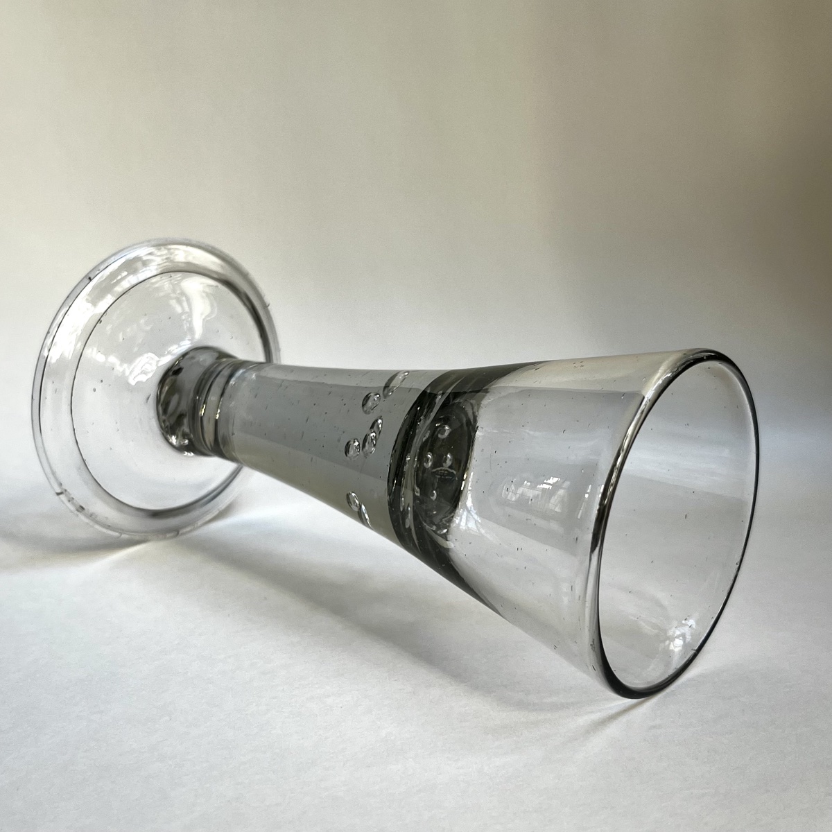 Baroque Conical-stemmed Glass With Bubbles, Probably From Lauenstein, Germany, 18th Century-photo-4