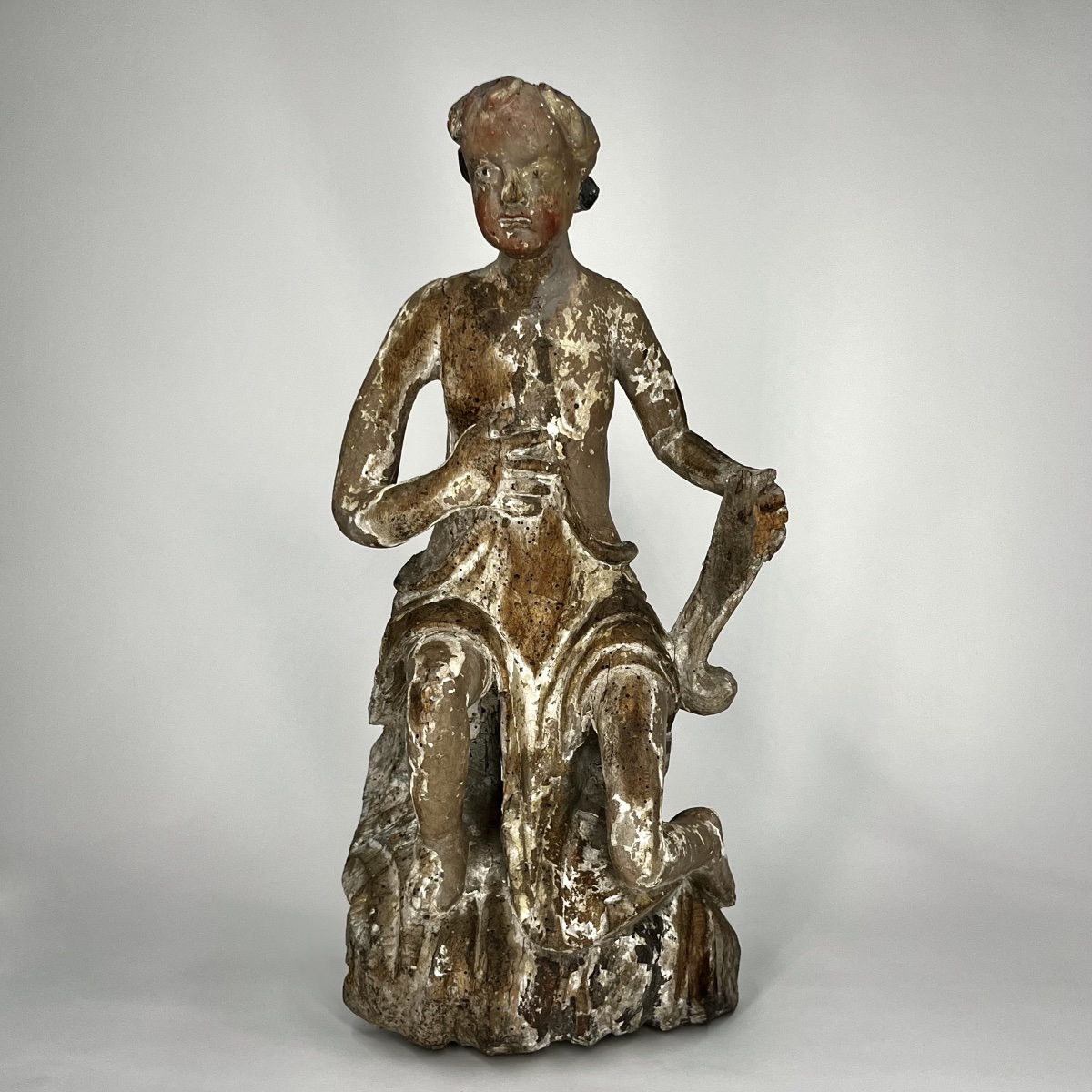 Figure juvénile en bois sculpté polychrome et doré – XVIIe siècle ange Haute Époque 17e -photo-2