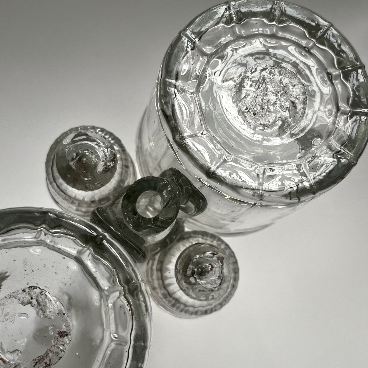 Blown-glass Oil And Vinegar Set - Normandy, Late 18th Century -photo-1