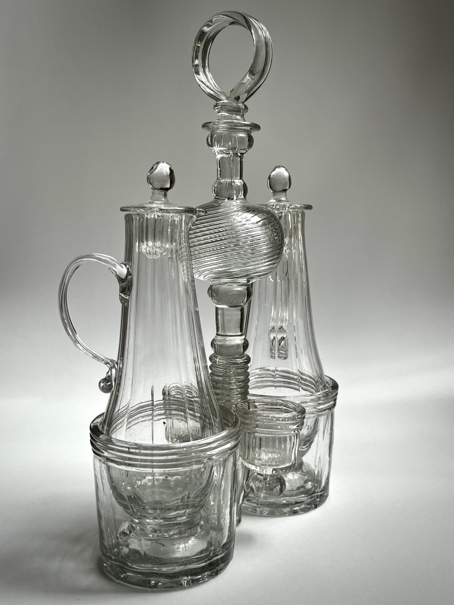 Blown-glass Oil And Vinegar Set - Normandy, Late 18th Century -photo-7