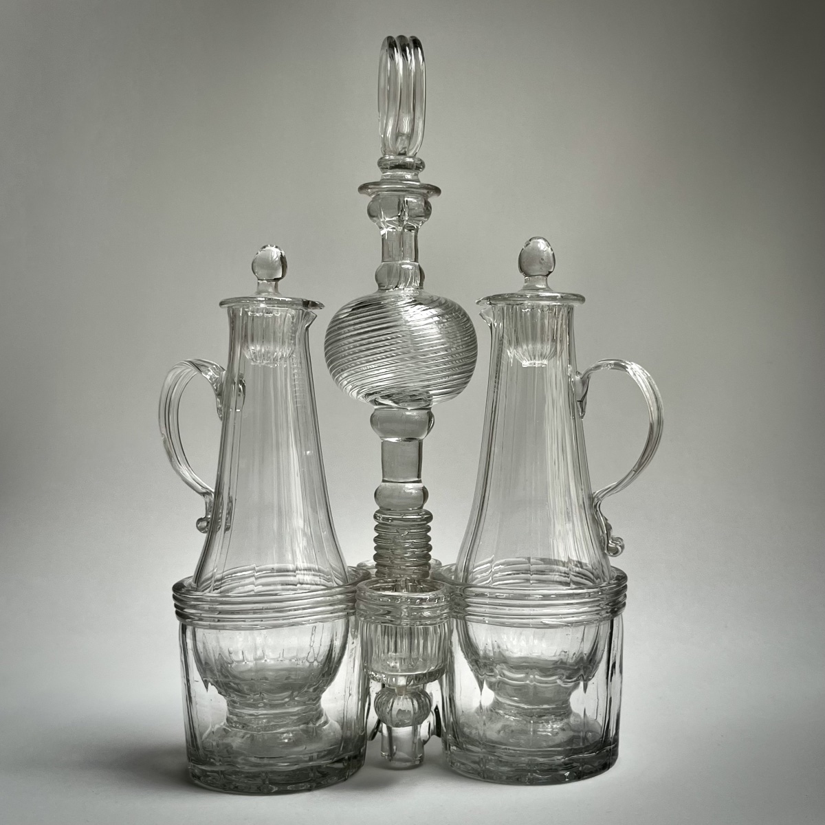 Blown-glass Oil And Vinegar Set - Normandy, Late 18th Century 