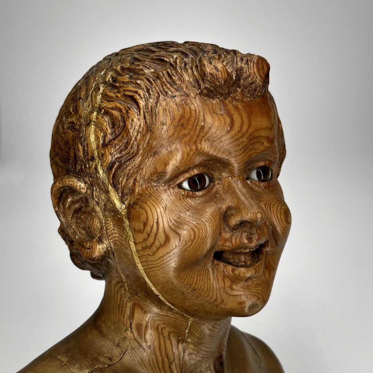 Buste de l'Enfant rieur en bois sculpté d'après Desiderio da Settignano, fin du XIXe siècle 19e-photo-3