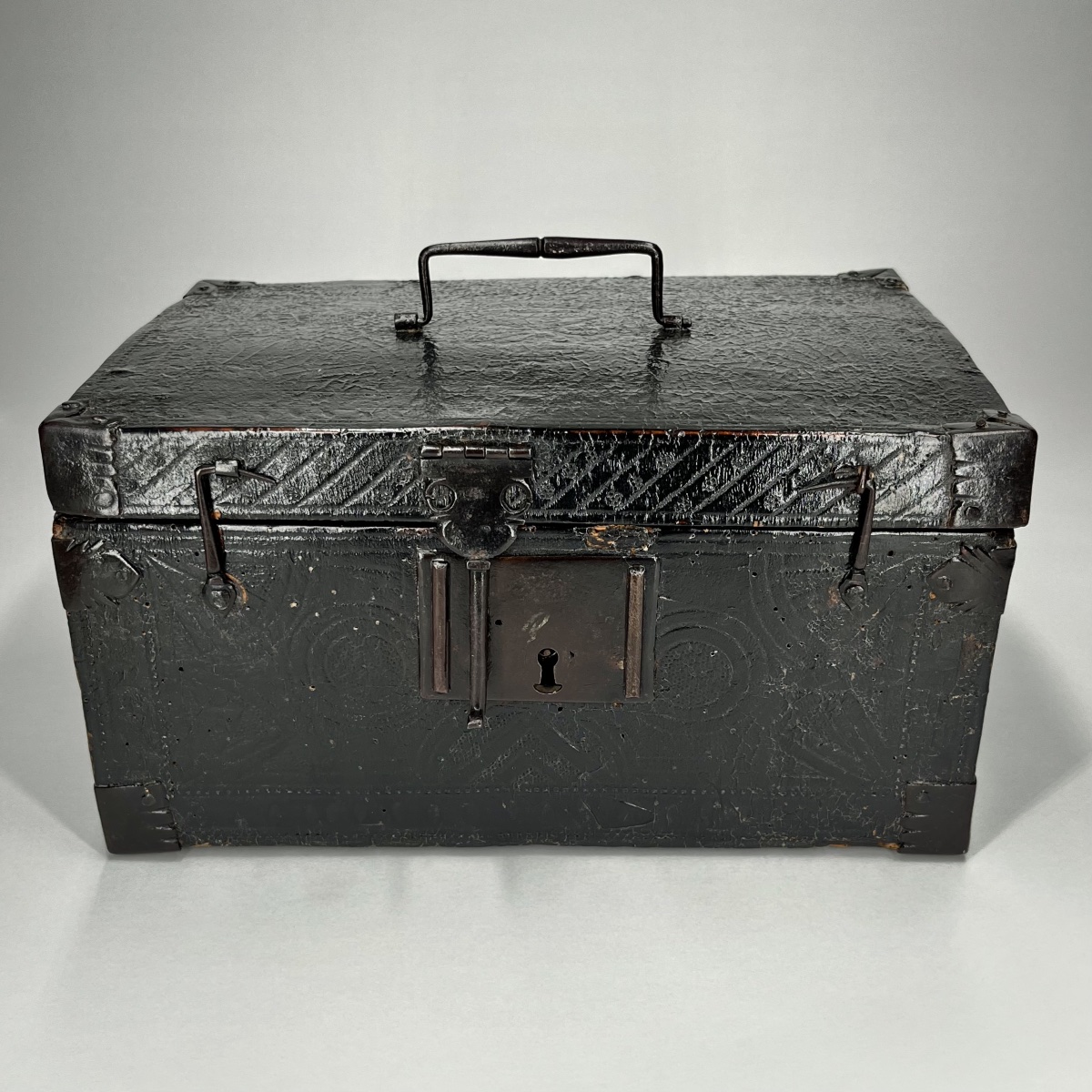 Embossed Leather And Wrought-iron Messenger's Case - 17th Century, Haute époque 17e-photo-2