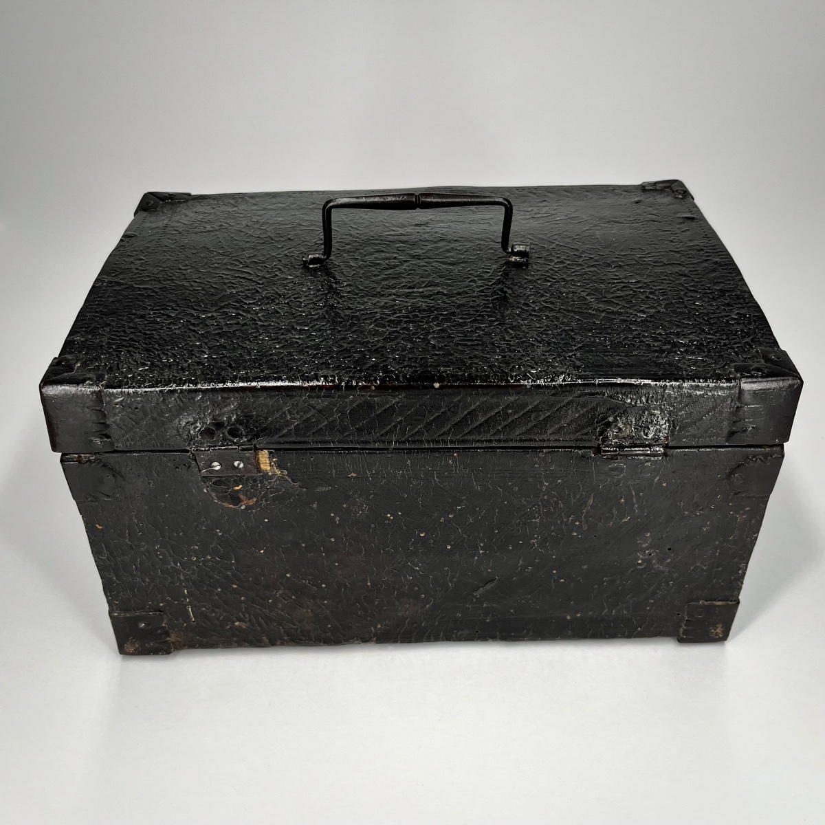 Embossed Leather And Wrought-iron Messenger's Case - 17th Century, Haute époque 17e-photo-6