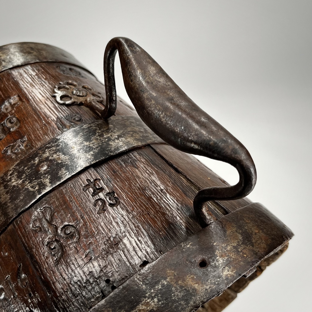 Wooden And Wrought-iron Grain Measure—late 18th And 19th Centuries; Folk Art, 18th–19th Centuries-photo-6