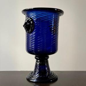 Vase With Lion's Muzzles In Cobalt Blue Blown Glass - Boyer In Bordeaux, 18th Century 18th