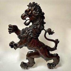 Lion héraldique en bois sculpté, enseigne de magasin ancienne XIXe siècle 19e