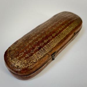 Moroccan Leather Case Box With Fleur-de-lys Decoration Gilded With Small Irons 18th Century 18th 