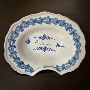 "rasse Moy", Nevers Earthenware Shaving Dish, Late 18th Century, Blue And White, 18th Century