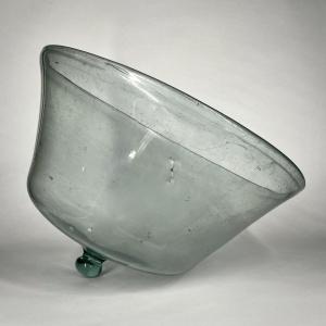 Cloche à melon en verre soufflé teinté vert du XIXe siècle art populaire jardin - maraîcher 19e
