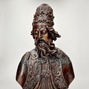 Buste de Pape en bois sculpté du XVIIe siècle - Haute époque 17e