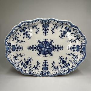 Large 18th Century Marseille Earthenware Dish By Leroy, Blue And White Décor 18th Century