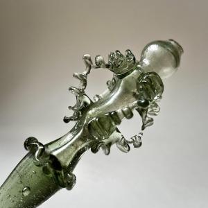 Quenouille de mariée en verre vert - Sud de la France, XVIIIe siècle - Art populaire 18e