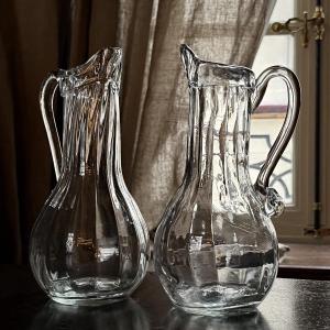 Paire de pichets normands à côtes en verre soufflé du XIXe siècle art populaire 19e