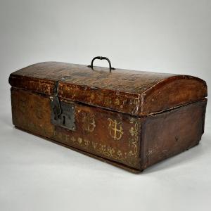 Coffret en cuir doré aux petits fers - Italie du Nord, XVIle siècle Haute Époque 17e