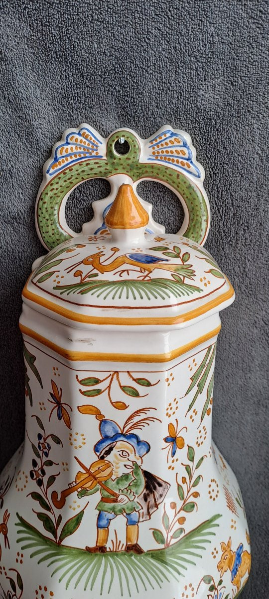 Fontaine en faience de Moustiers 20e siècle-photo-1