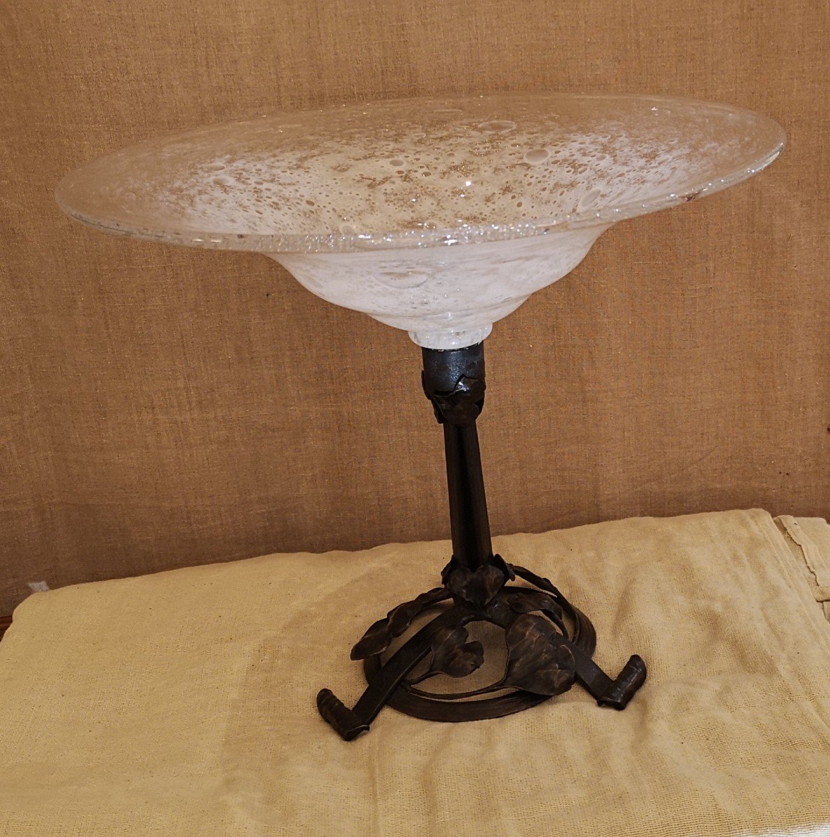 Schneider, Le Verre Français, Grande Coupe Sur Pied En Fer Forgé-photo-1
