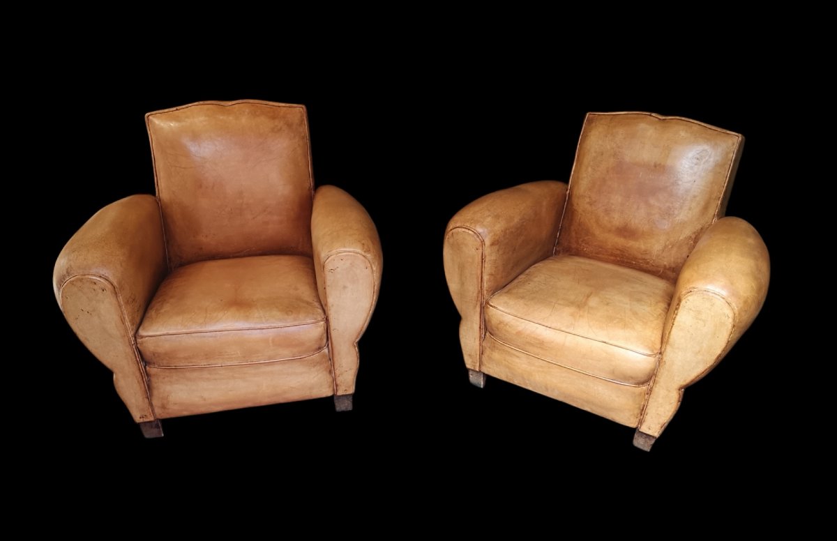 Paire de fauteuils Club Art déco en cuir basane, vers 1930 